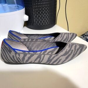 ROTHY'S WOMEN SIZE 8 GRAY STRIPED FLATS
